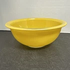 Vintage Pyrex Glass Mixing Bowl Yellow 1.5 L Clear Bottom # 323 8.5”