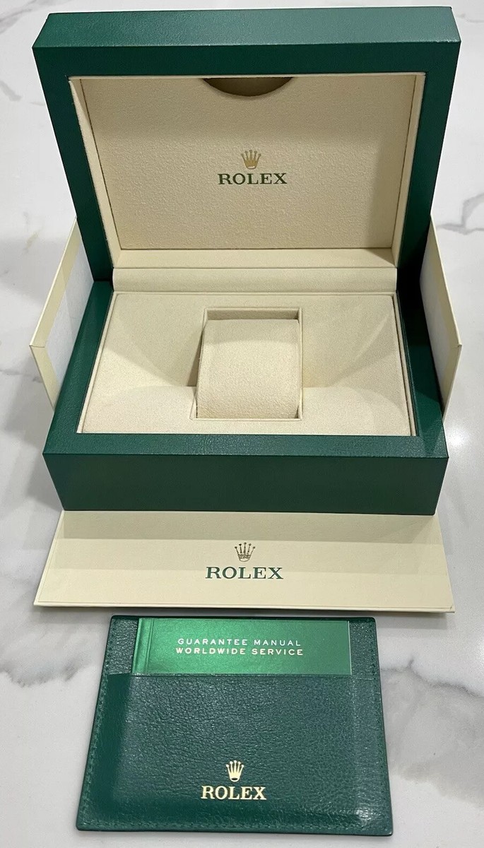Authentic NEW STYLE ROLEX Watch Box Set 39139.04 + Rolex Authentic NEW STYLE ROLEX Watch Box Set 39139.04 + Rolex