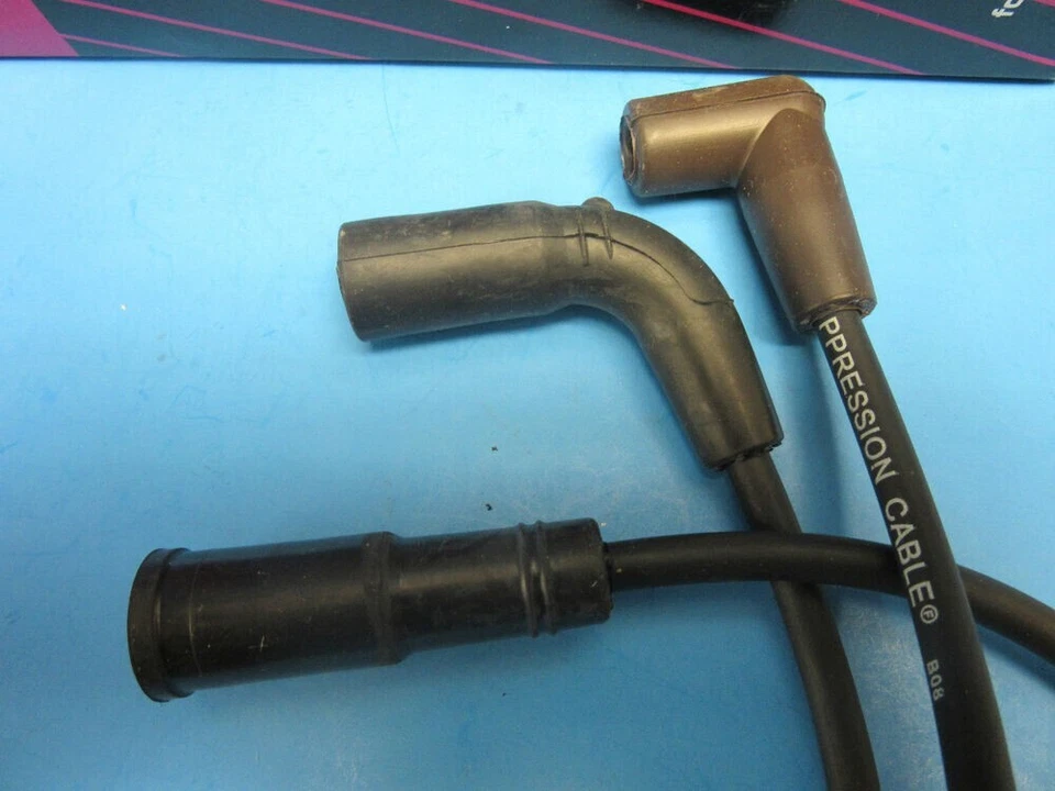 Juego de cables de bujía AcDelco OEM # 9718Q para Cady Chevy GMC 5,7 L V8 ALTA TEMPERATURA Foto 4 de 4