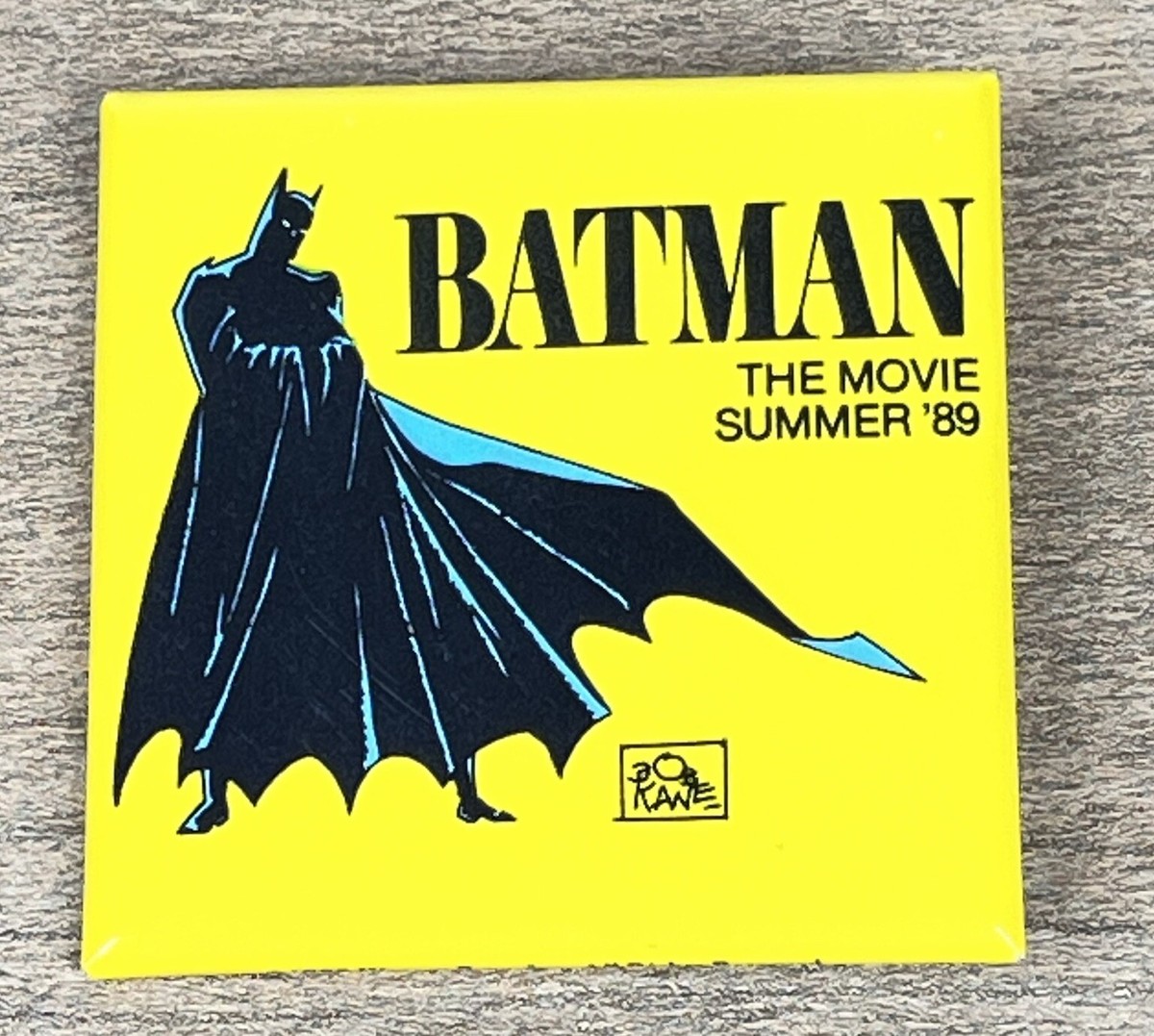 Tim Burton Batman The Movie Summer '89 Pin Button Badge Bob Kane