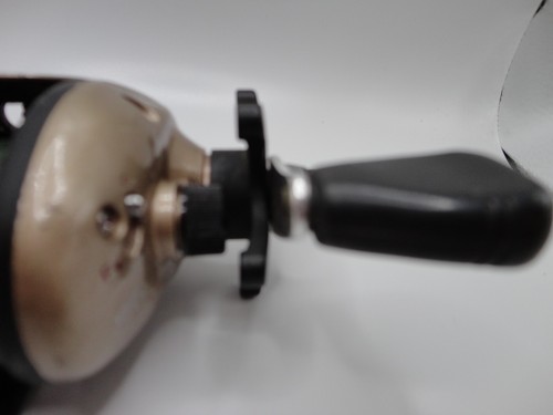 SELTENE Quantum PF 400CX Flipping BaitCast Rolle GETESTET UND FUNKTIONSFÄHIG - Bild 11 von 13