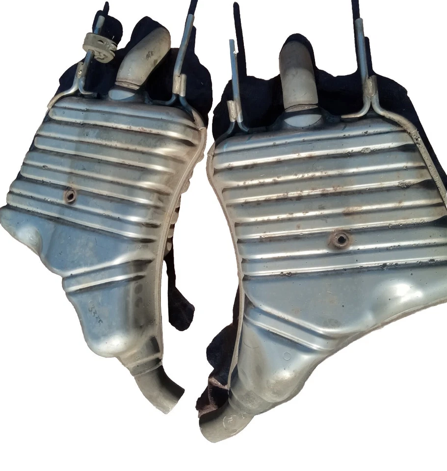 2007 - 2011 Mercedes Benz S Class W221 S550 Muffler Silencer Exhaust Rear Lh Rh - Image 2 of 4