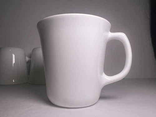 Vintage Corning USA White Mugs 4 pc Cups Coffee 9 OZ