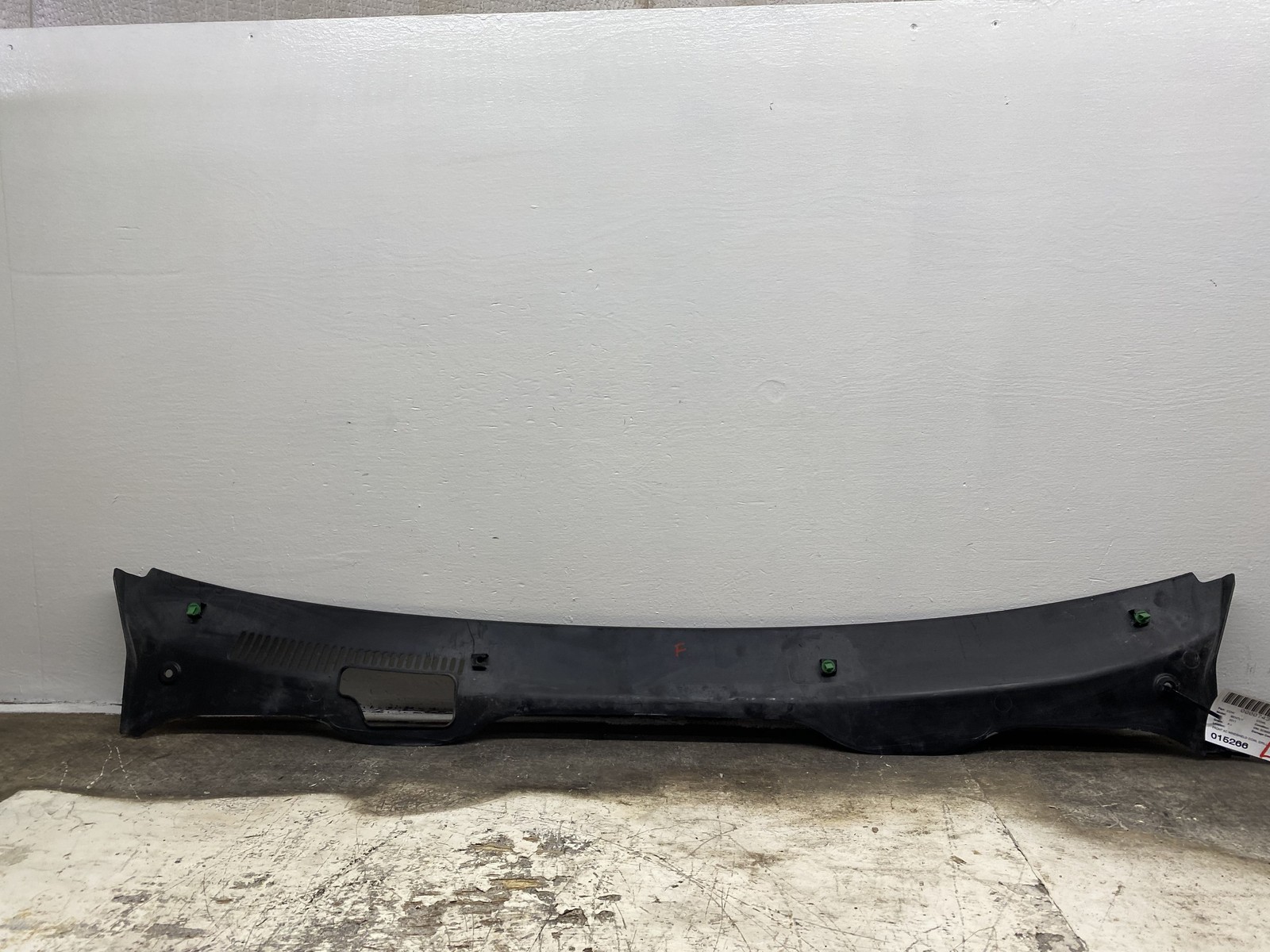 2010-2020 BENTLEY MULSANNE OEM FRONT AC WINDSHIELD COWL GRILLE TRMI COVER PANEL
