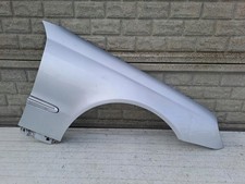 MERCEDES CLK W209 W 209 Kotflügel Vorne Rechts Beifahrerseite Original Teil OE MERCEDES CLK W209 W 209 Kotflügel Vorne Rechts Beifahrerseite Original Teil OE