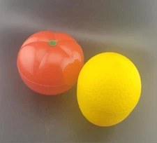 Hutzler Food Savers Lemon And Tomato Holder Storage Plastic  Produce Container 