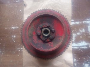 New Holland 488 Haybine Hub & Sprocket 573810