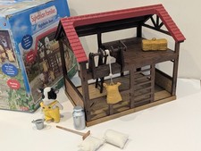 Sylvanian Families Highfields Barn with original box