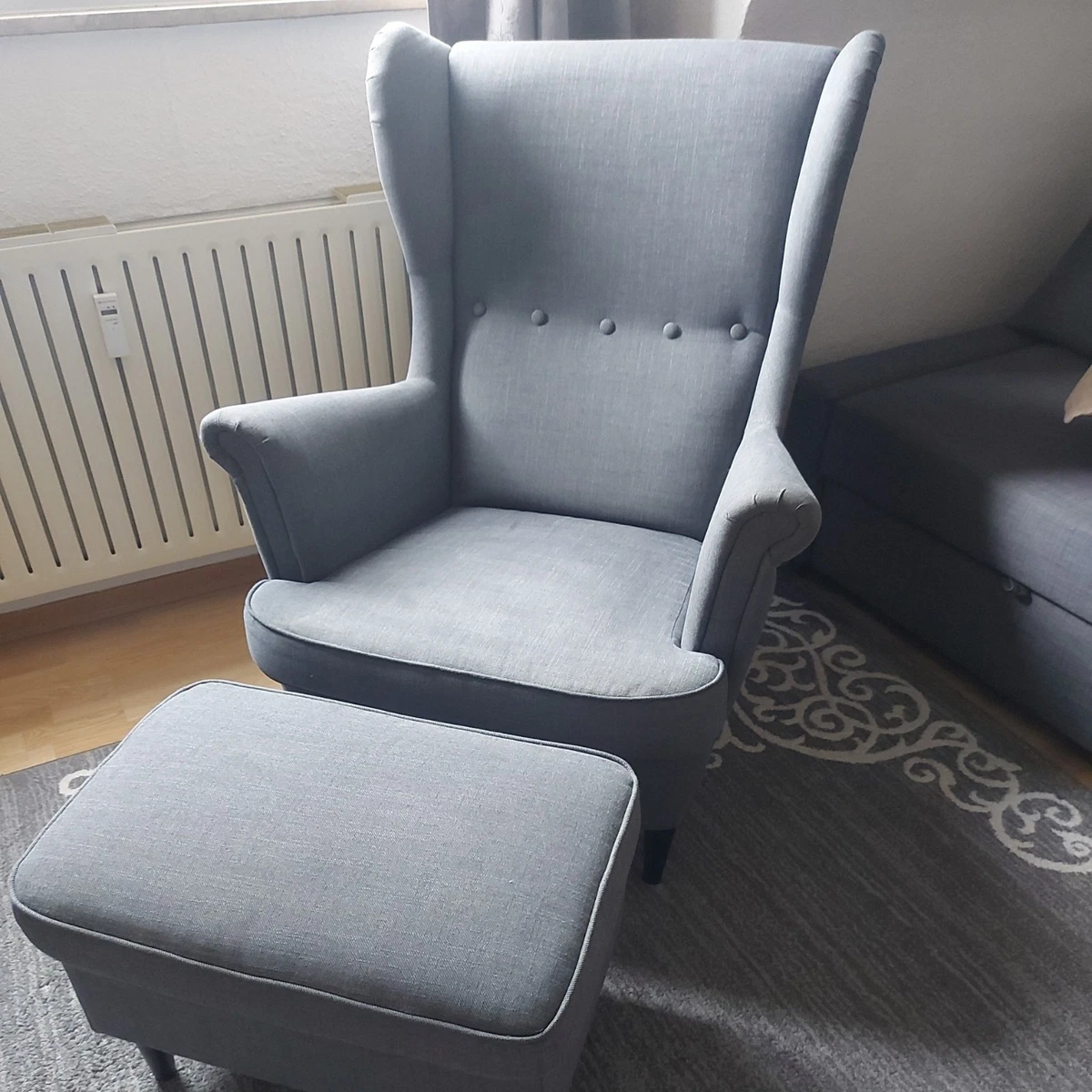 Set Ohrensessel Strandmon Ikea gemütlicher Sessel mit Hocker Grau