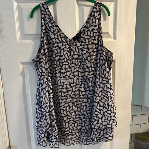 Lane Bryant Black/White Heart Print Chiffon Layered V-Neck Tank Top Size 20