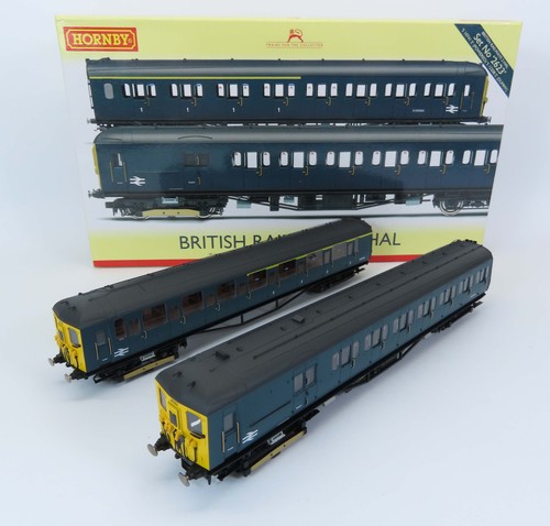 Spur O Hornby 2-HAL BR blau 2 Wagen EMU Set Nr 2623 R3341A | Condition: Used