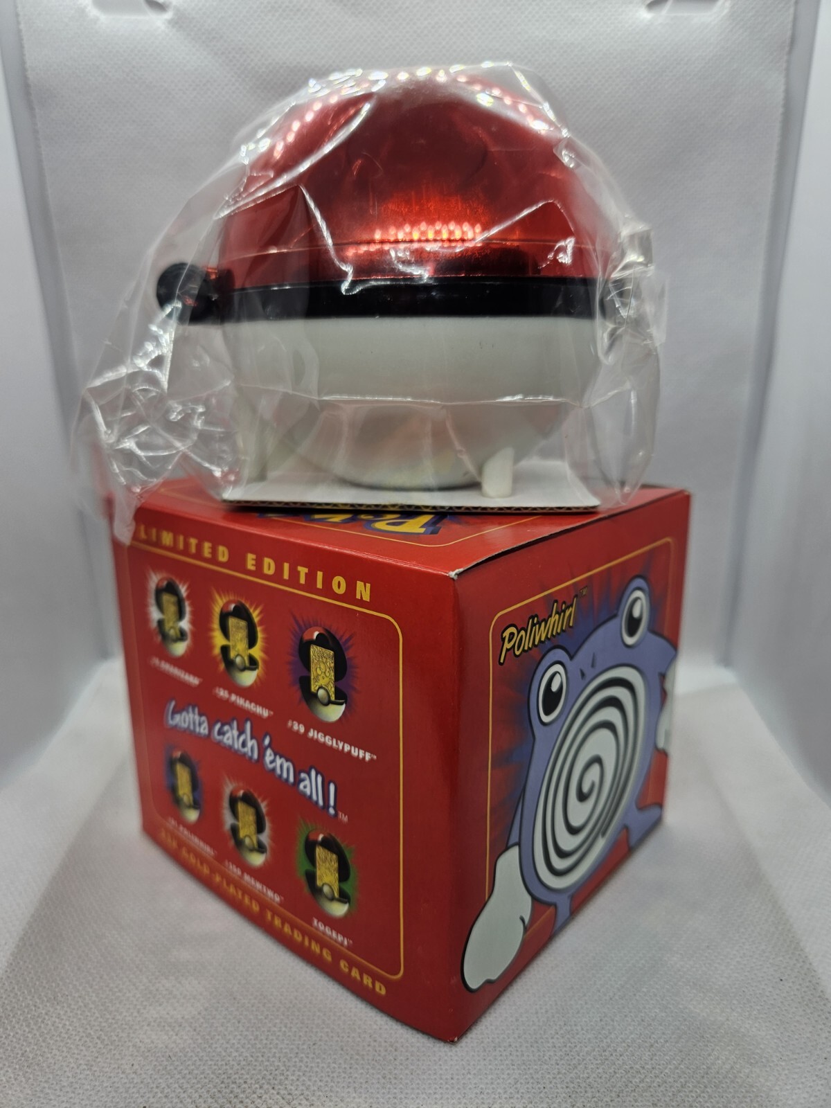 Pokémon Poliwhirl 23k Gold Plated Trading Card & Pokeball Burger King Sealed - Picture 2 of 6