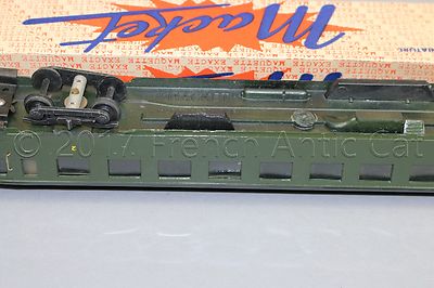 Wagon Voyageur SNCF 2e Classe Vert – Macket Y381 – échelle Ho – Occasion (soufflet Abîmé)
