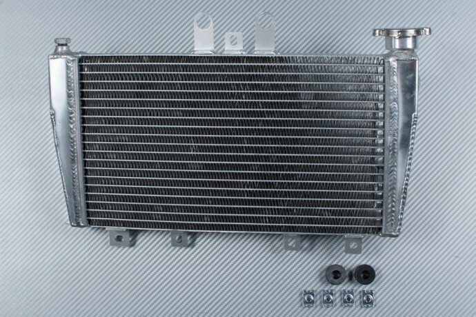 Radiateur racing alu moto Triumph Speed Triple 1050 liquide refroidissement