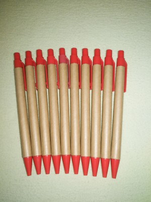 10 Stck. Kugelschreiber - Kuli - Stift Öko - Körper aus Pappe - Rot, blaue Miene