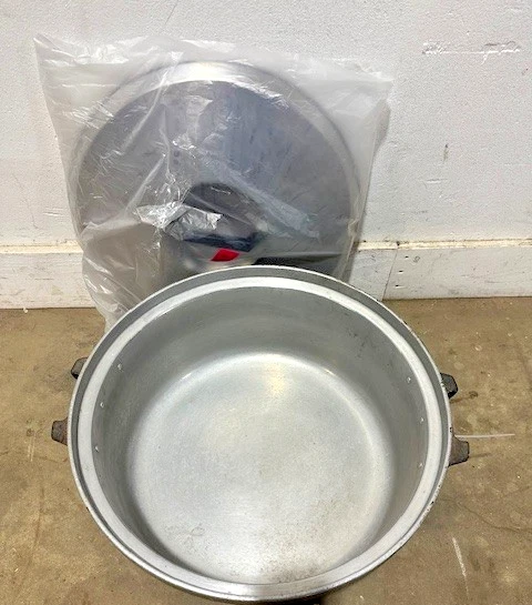 "AMKO AK-55RC" 55 cup natural gas rice cooker pot with new lid