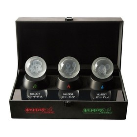 Nintendo Switch Pokemon FireRed Special Edition 30th Poke Ball Set