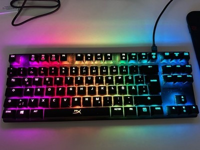 HyperX Alloy Origins Core RGB Gaming Tastatur   QWERTZ, Red Switches, TKL