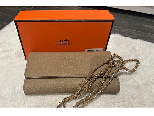 BOUJEE ON A DIME Beige Shoulder Bag Gold Chain Strap Logo Snap Closure w/ Box