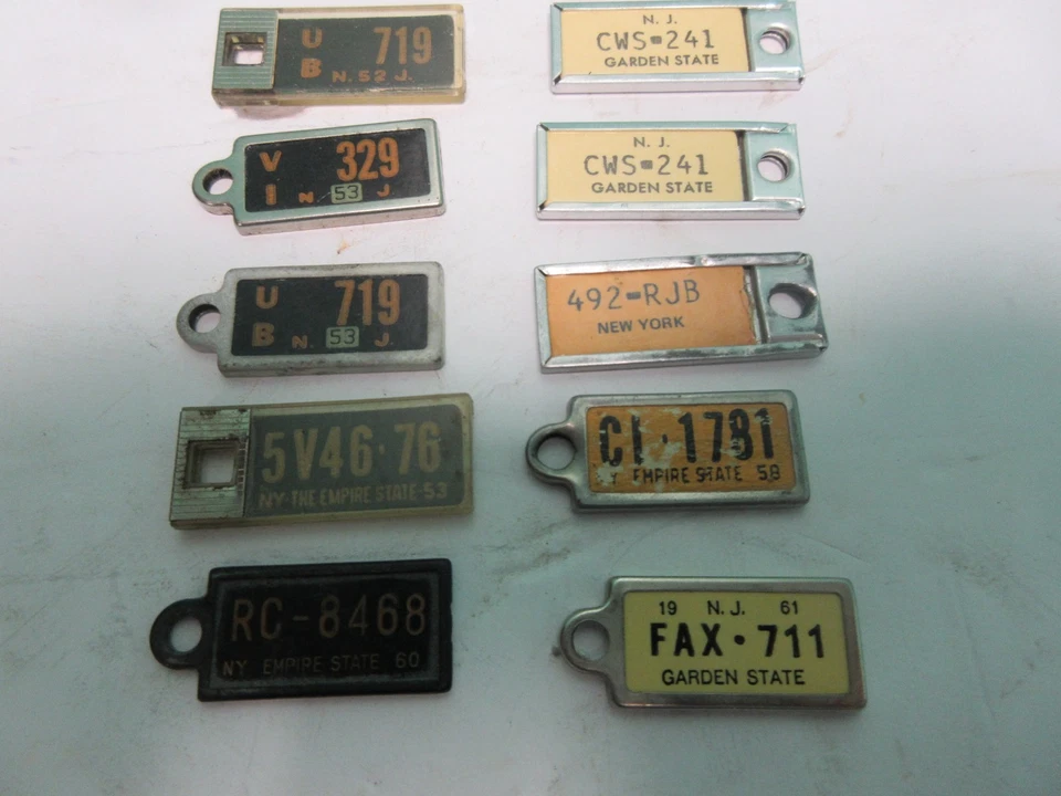 Vintage Lot of 16 Tag DAV License Plate Keychain New Jersey New York 1949 - 1961 - Image 4 of 4
