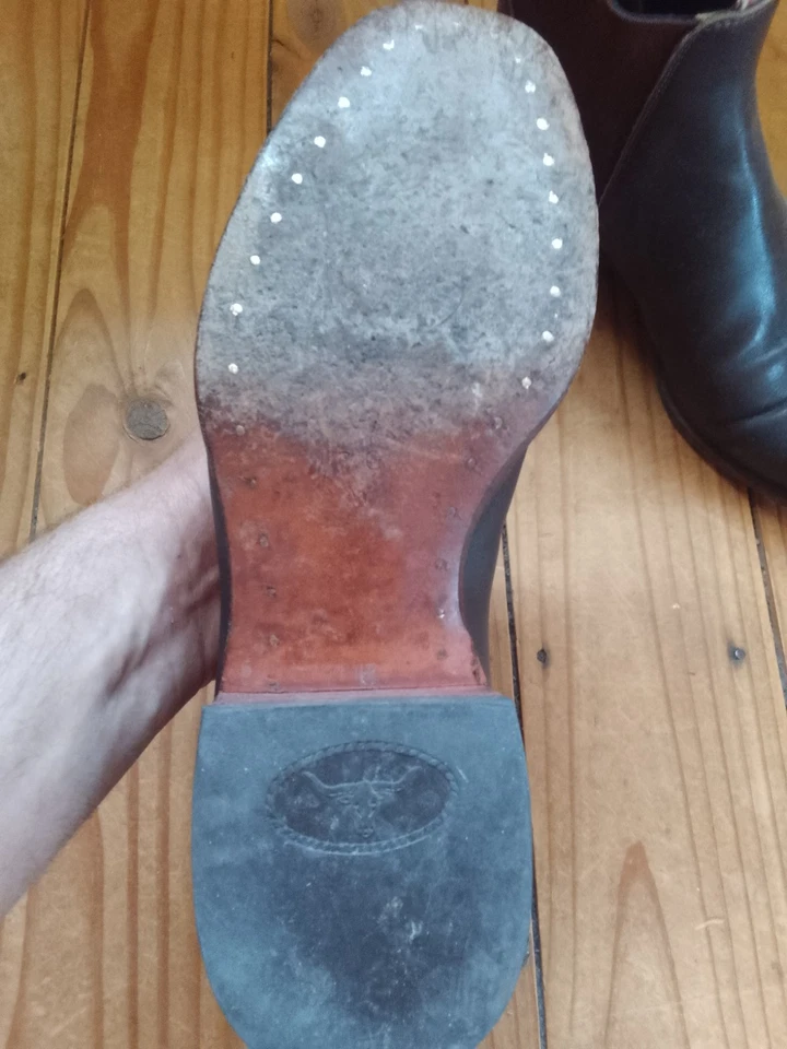 R.M. WILLIAMS Boots Brown Leather Boots 7G light usage - image 3 of 4