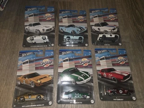 Hot Wheels Vintage Racing Club Set of 6 with 1967 Camaro