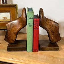 Vintage Shoe Form Bookends – Industrial Rustic Decor