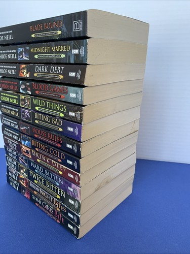 Lot of 13 ~ Trade PB Books ~ Chloe Neill ~ CHICAGOLAND VAMPIRES ~ 11 Are Signed! - Picture 2 of 19