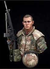 Figura de resina 1/10 US 1ª División de Marines Al Burkan KUWAIT 1991 sin pintar