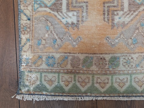 Turkish Rug, 1.4 x 4.1 Ft , Bedroom Rug, Vintage Rug, Wool Rug, Handwoven Rug - Picture 9 of 10