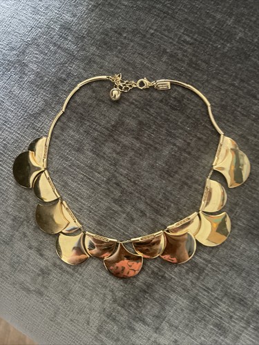 Kate Spade Signed Gold w Black & White Enamel Sweetheart Scallops Necklace $148 - Picture 4 of 7