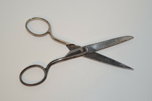Vintage Henkel Fremont. O. Scissors 5.25" Made in USA