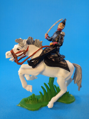 VERTUNNI Figurine HUSSARD / antique toy soldier