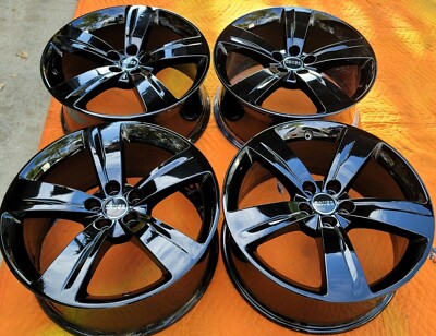 19'' BRAND NEW BLACK OEM ORIGINAL RANGE ROVER VELAR EVOQUE DISCOVERY SPORT WHEELS