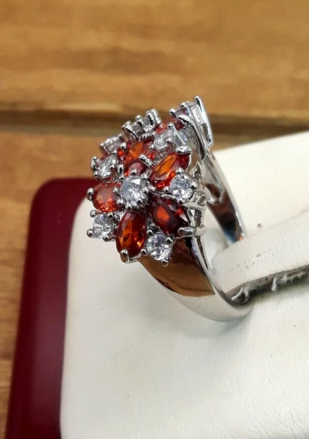 Anillo vintage de turmalina naranja y circonita cúbica talla 6 Foto 4 de 4