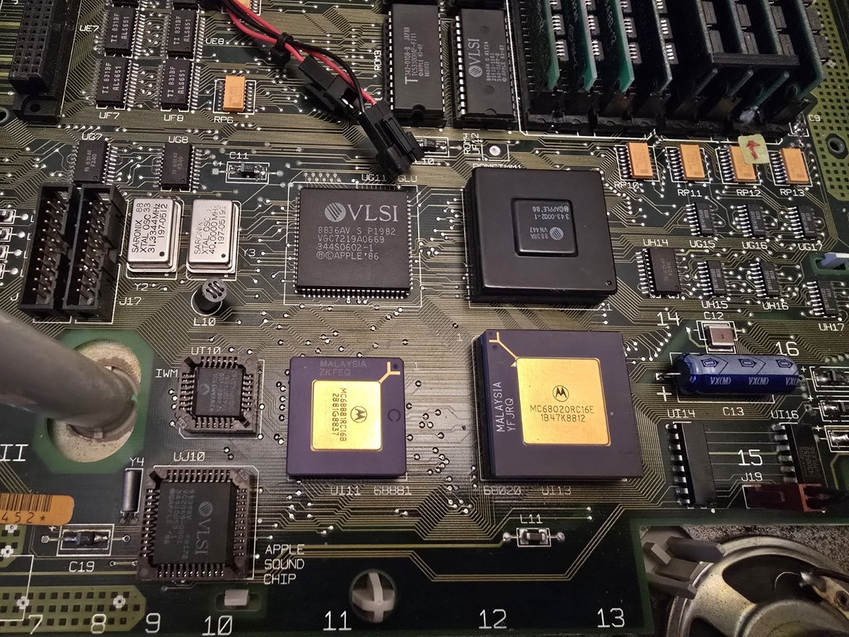 Macintosh II 2 M5000 computer Restored/ Recapped/Serviced /Tested