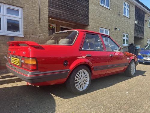 Ford Orion Mk1 Ghia - Picture 3 of 23