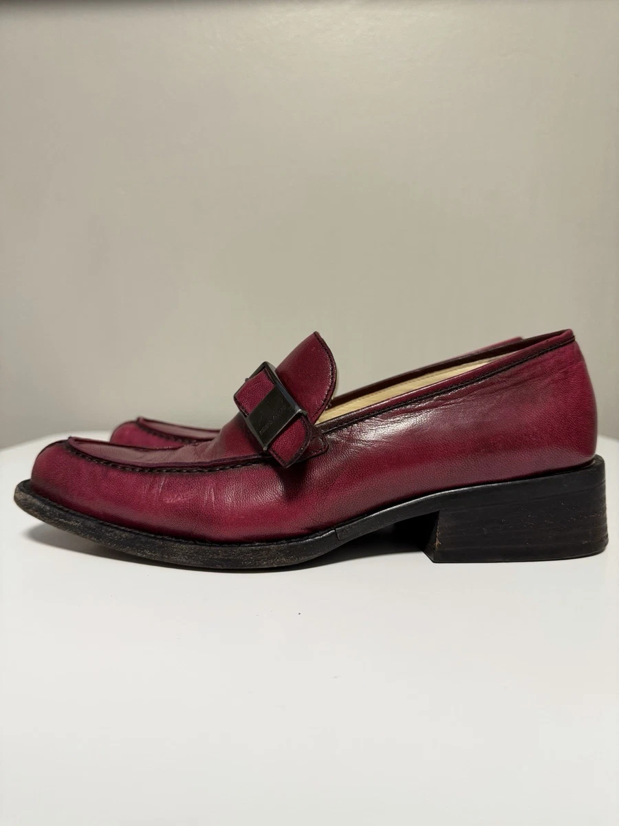 靴 Vintage MiuMiu Loafers 37 Miu Miu Vintage-Effect Leather Penny Loafers - Ebony | Editorialist