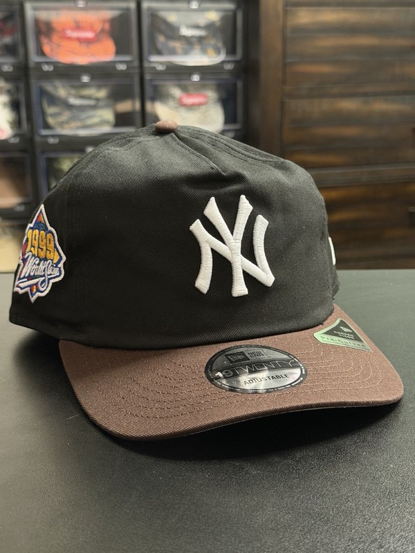 Hat Club New York Yankees 2 Tone 1999 New Era Hat Cap 19Twenty SnapBack OSFA