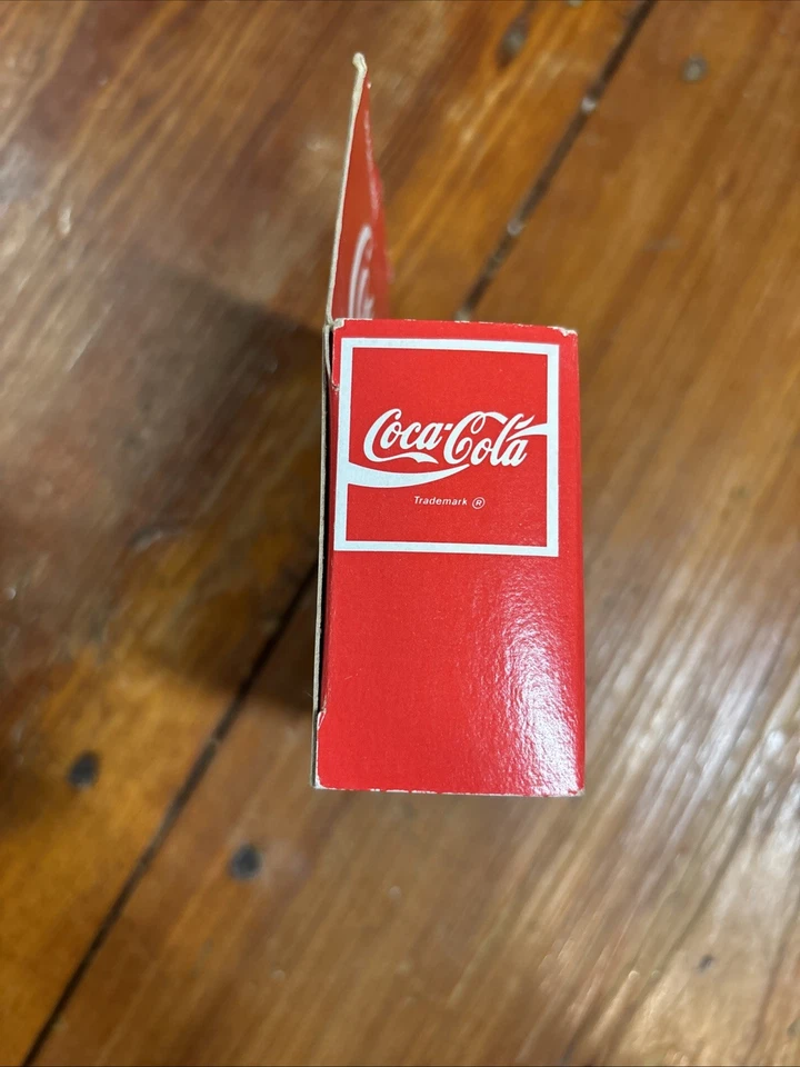 Vintage 1979 Die-Cast Metal Coca-Cola Red Delivery Truck NIB Hartoy. TB64  - Image 3 of 4