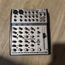 Behringer Eurorack UB1002 Small Format Mixer