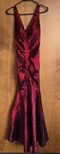 WINDSOR PROM/HOMECOMING GOWN SIZE 1 BEAUTIFUL RED