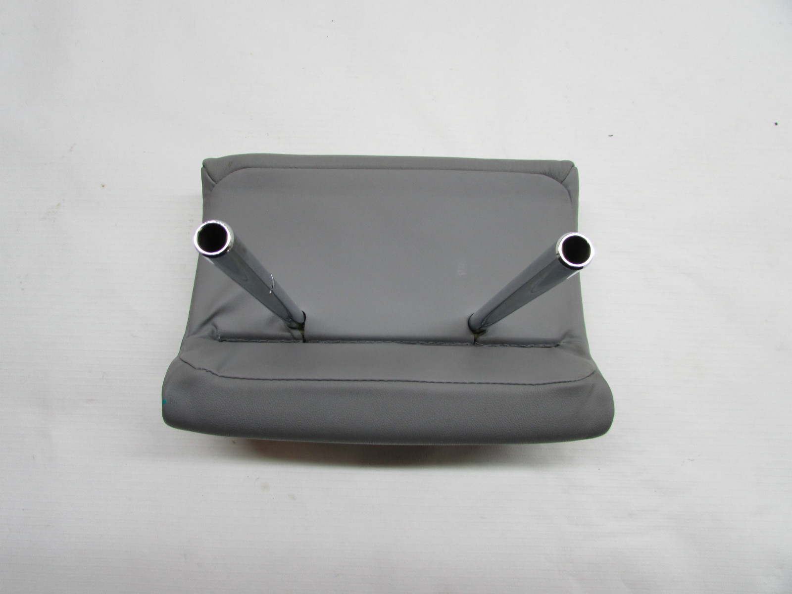 06 TOYOTA HIGHLANDER REAR CENTER SEAT HEADREST GRAY SECOND 2ND ROW OEM
