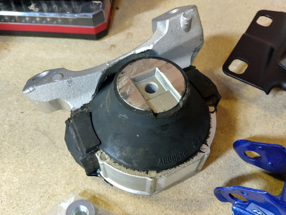 Hardrace Full set Engine Mount (Hardened) for Ford Focus Mk2 ST / RS - Image 4 of 4