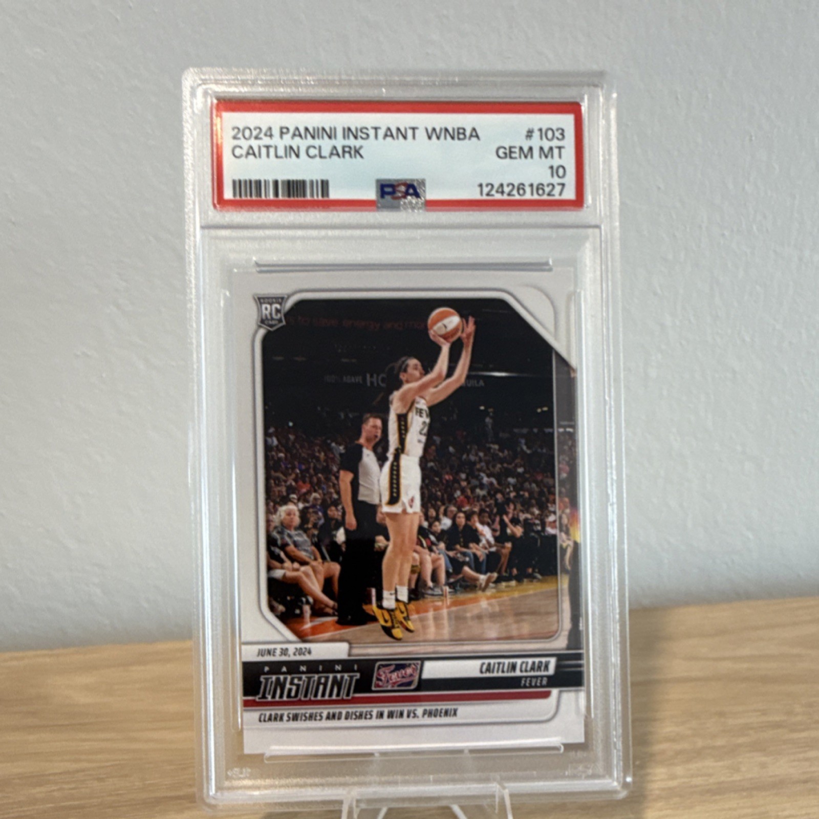 Panini Instant WNBA 2024-25 Caitlin Clark #103 RC PSA 10 Indiana Fever /3582