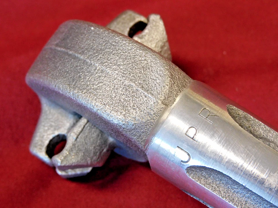 Nuevo Stock Antiguo 1983 Vintage JPR 3001 Acanalado 26,2 mm Tija de Sillín Hecho en Francia Foto 2 de 4