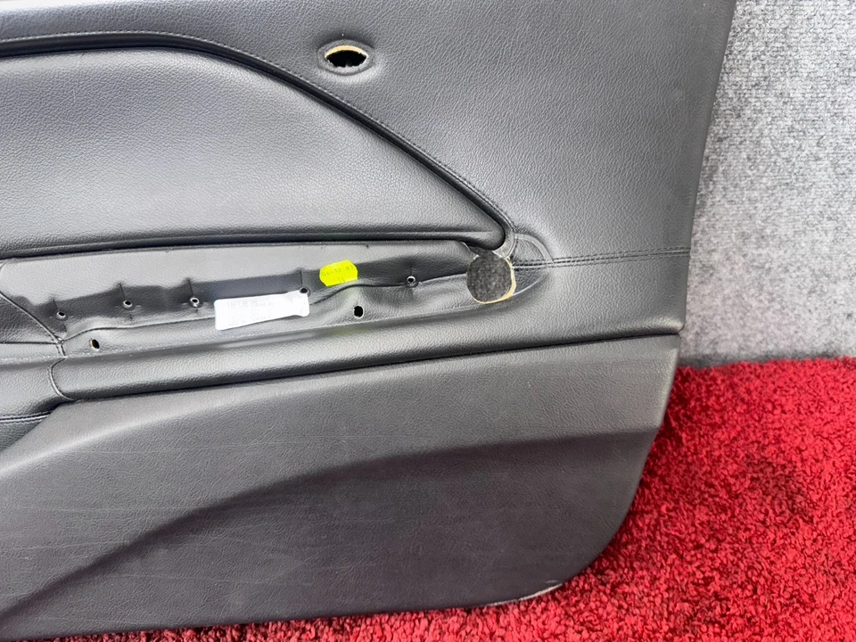 BMW 2000-2006 E46 FRONT RIGHT PASSENGER SIDE DOOR PANEL CARD BLACK OEM 121K - Image 3 of 4