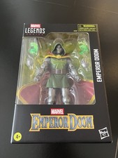 Marvel Legends Series Emperor Doom 6    Action Figure MIB