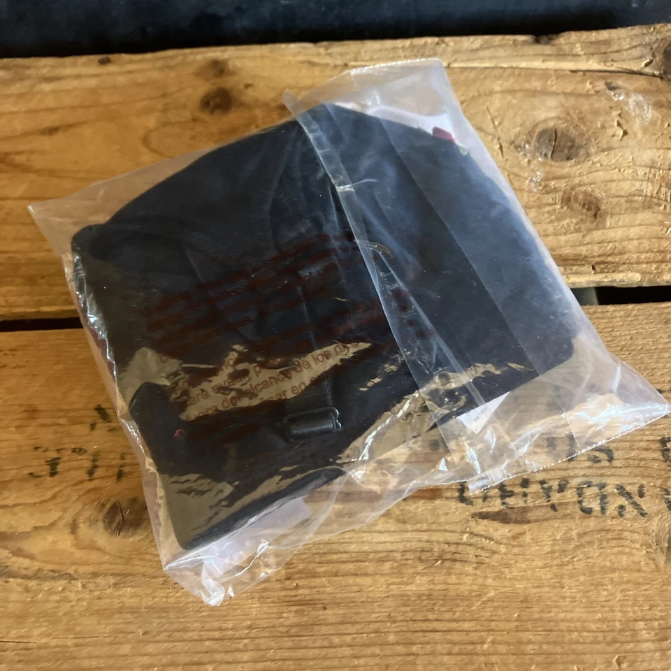 Leading Lady Nursing Wirefree Bra 36C The Uma 4001 Two Pack Black/White New - Image 3 of 4