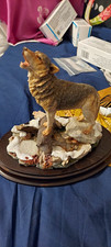 Country Artists Large Howling Wolf Figurine Ornament Mounted on Base